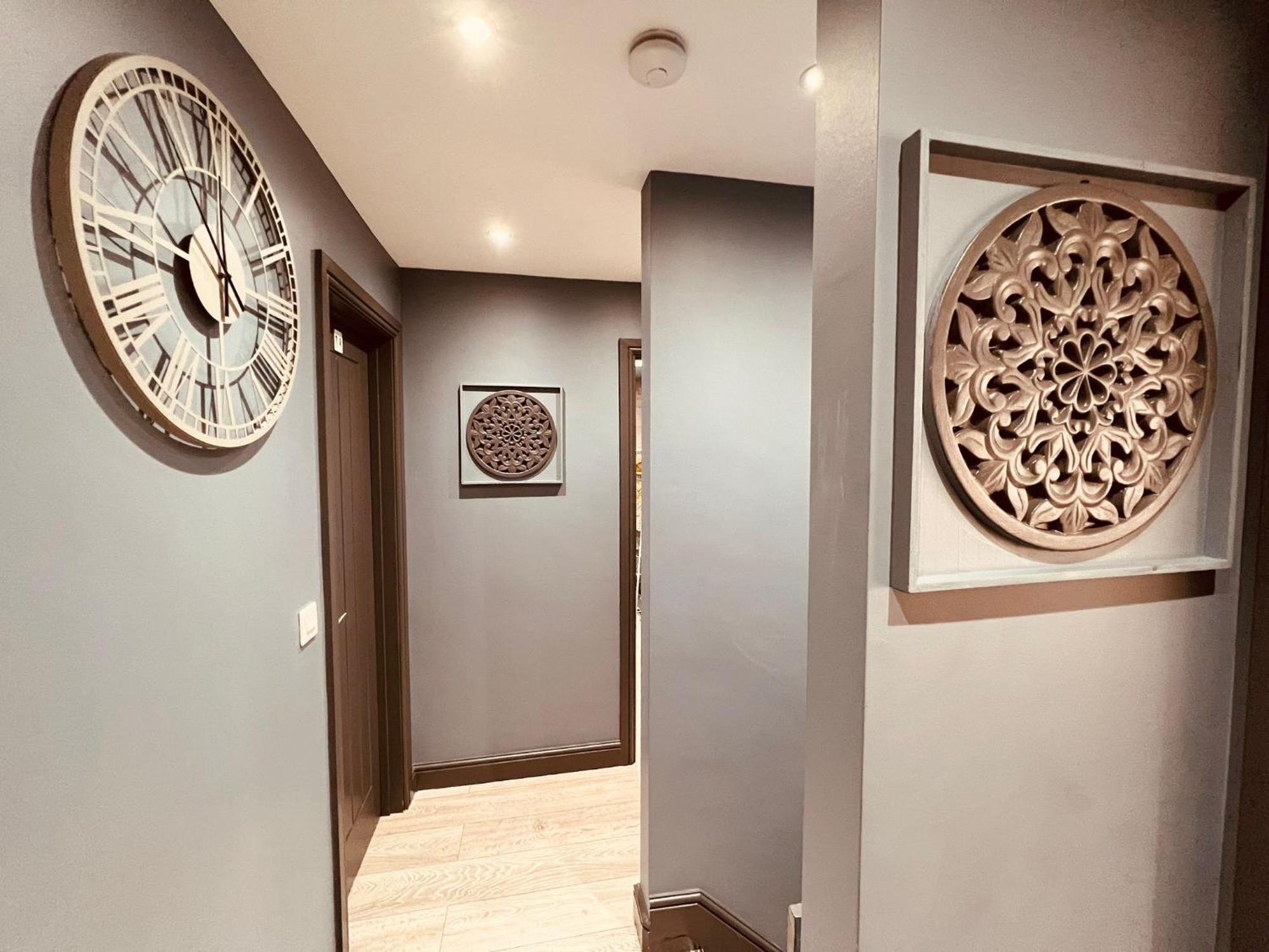 Modern Suites -5 Bedroom House- With Free Parking Birmingham City Esterno foto