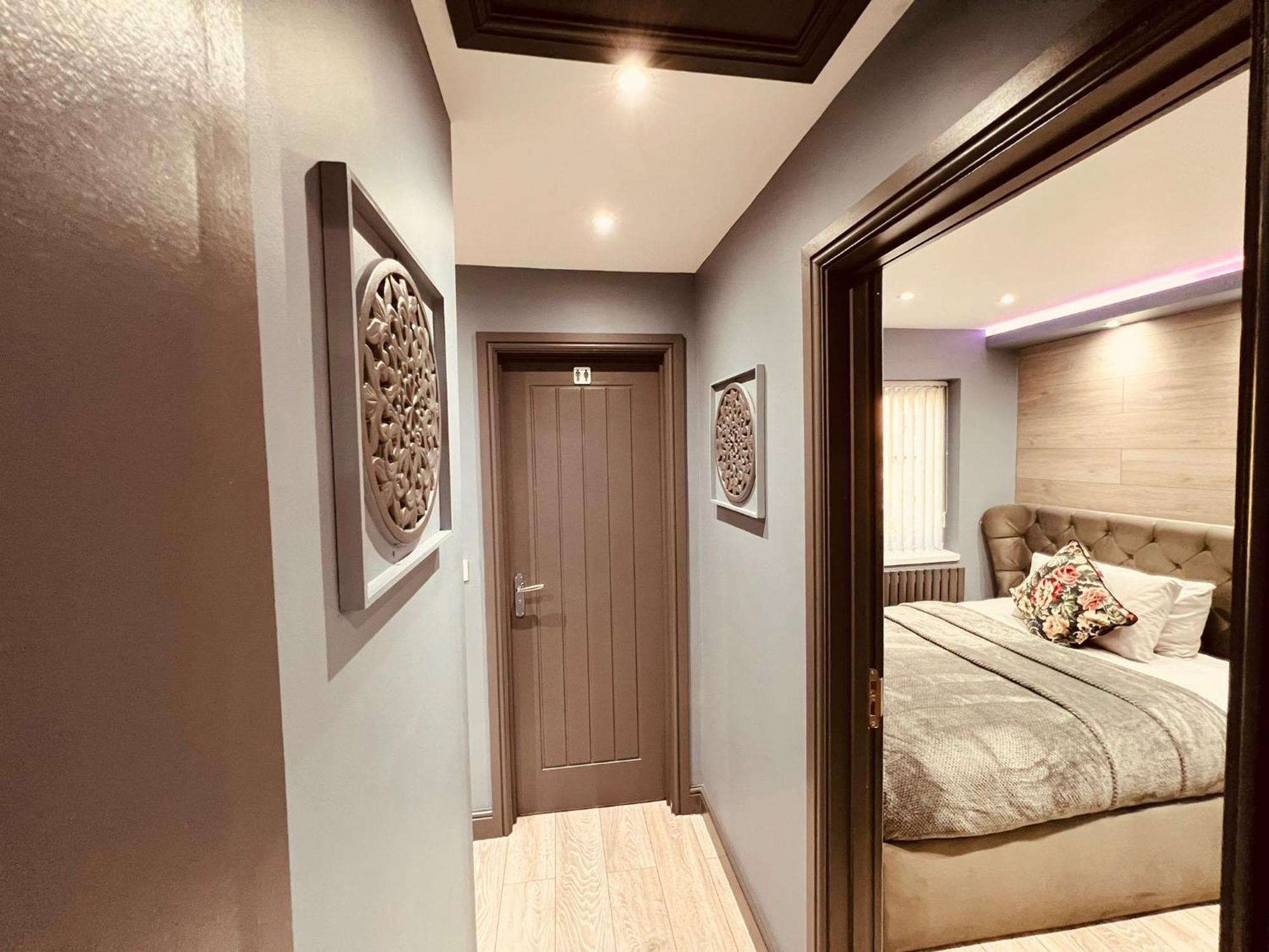 Modern Suites -5 Bedroom House- With Free Parking Birmingham City Esterno foto