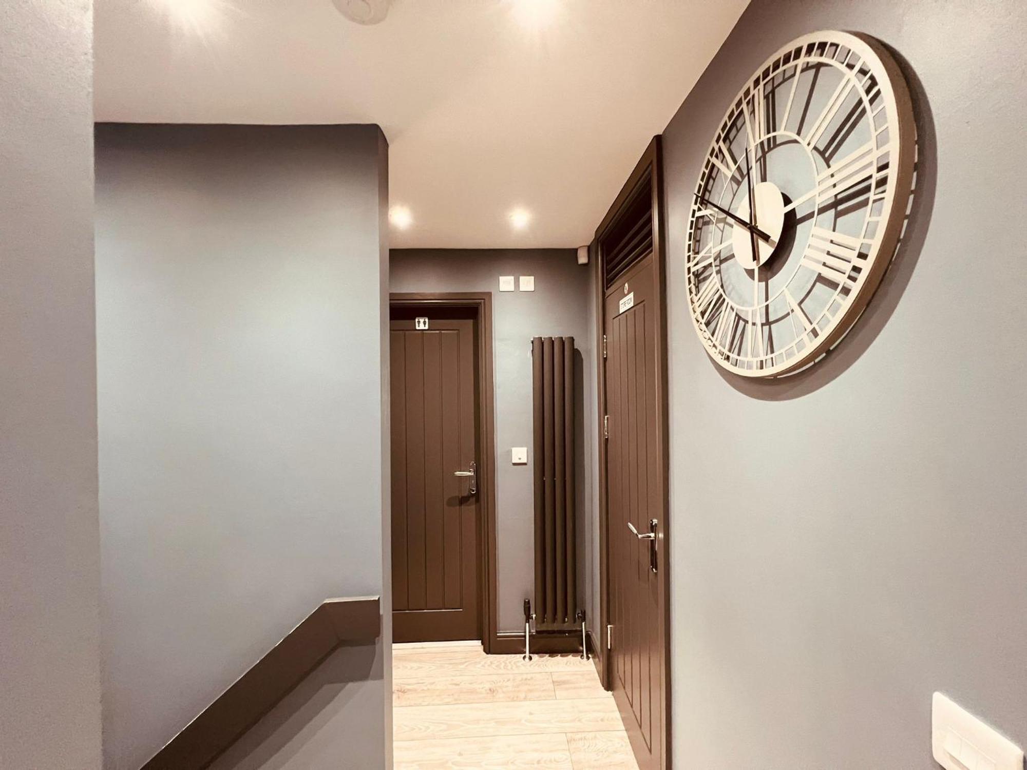 Modern Suites -5 Bedroom House- With Free Parking Birmingham City Esterno foto