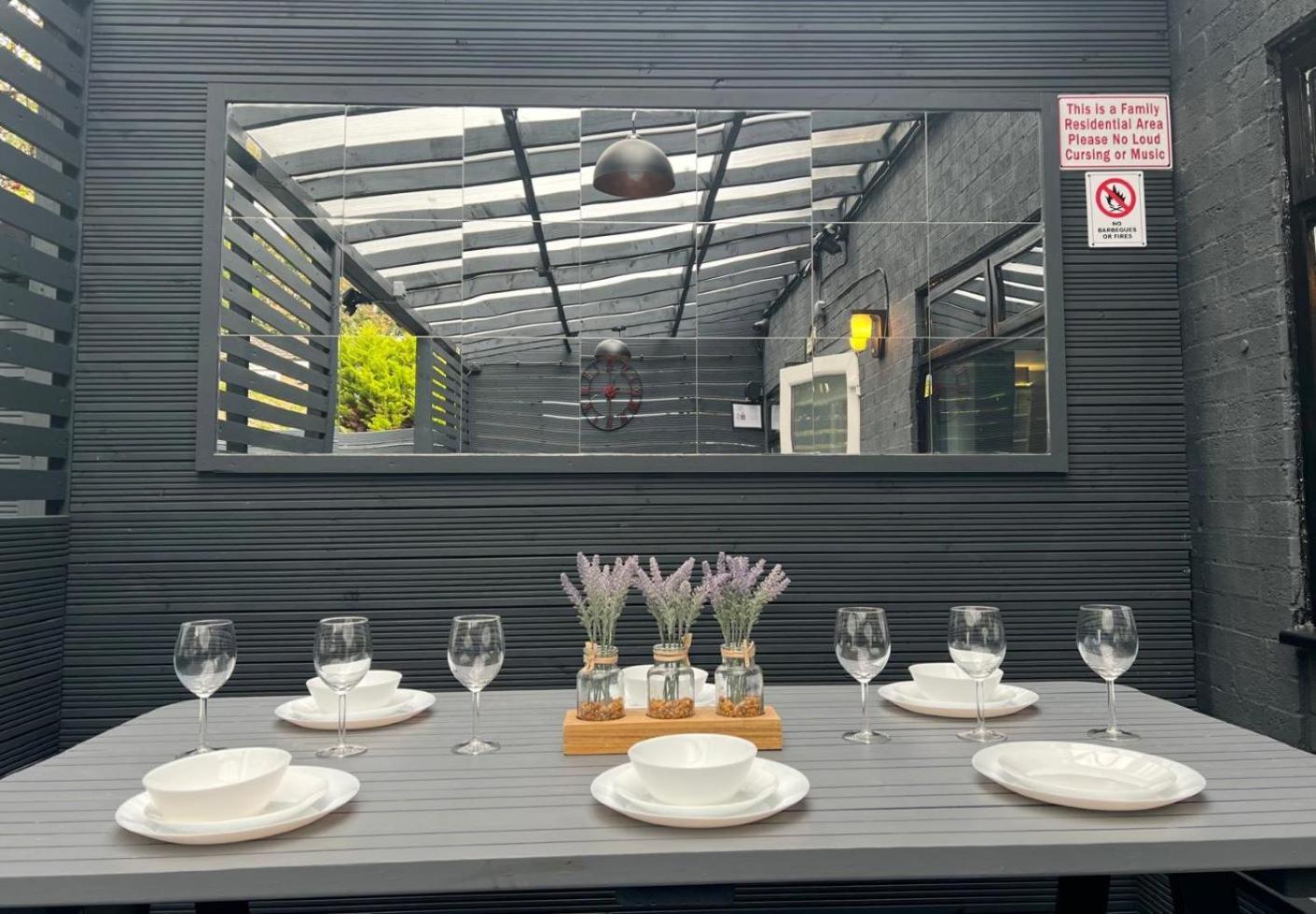 Modern Suites -5 Bedroom House- With Free Parking Birmingham City Esterno foto