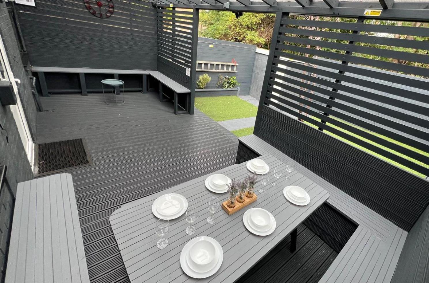 Modern Suites -5 Bedroom House- With Free Parking Birmingham City Esterno foto