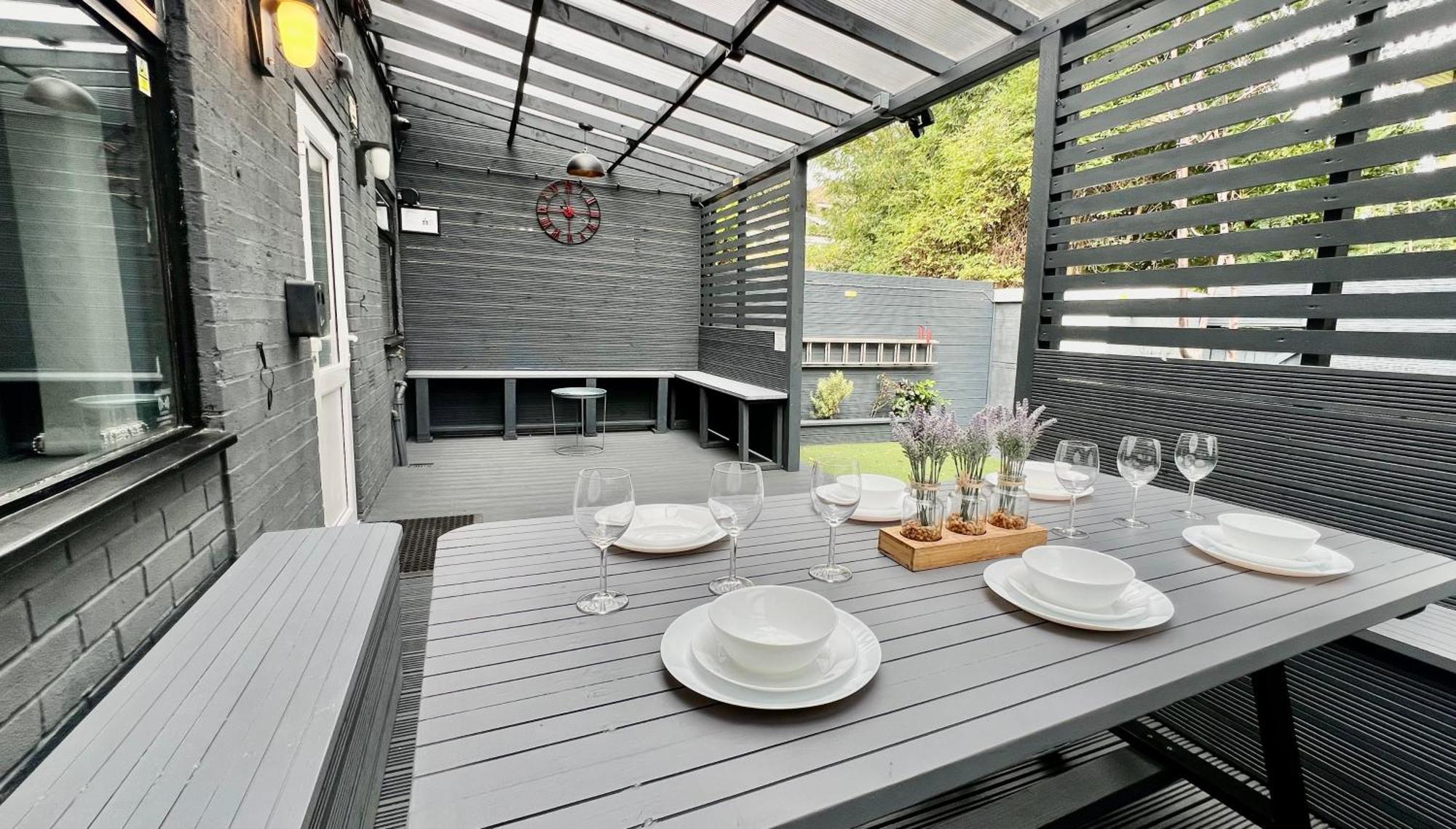 Modern Suites -5 Bedroom House- With Free Parking Birmingham City Esterno foto